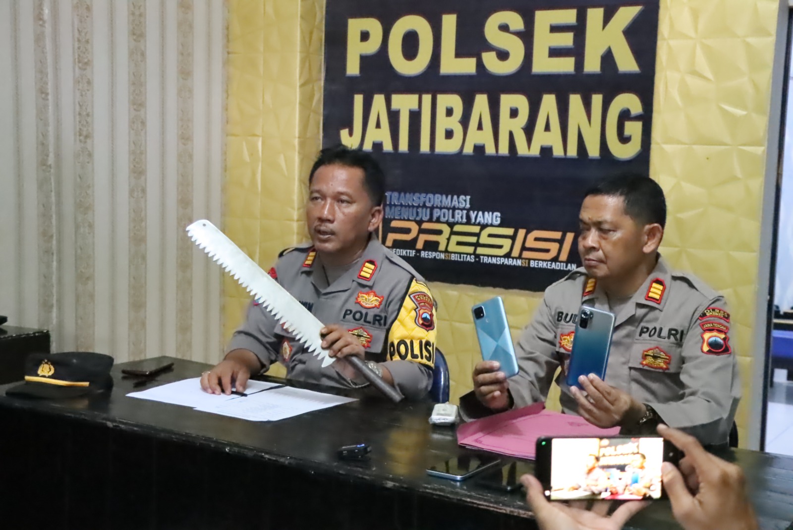 Bawa Gergaji Es, Tujuh Anggota Geng Motor Ditangkap