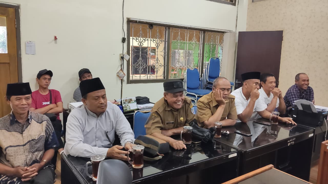 Proyek Jembatan Sungai Erang Cilongok Molor, Warga Ngadu ke DPRD Kabupaten Tegal