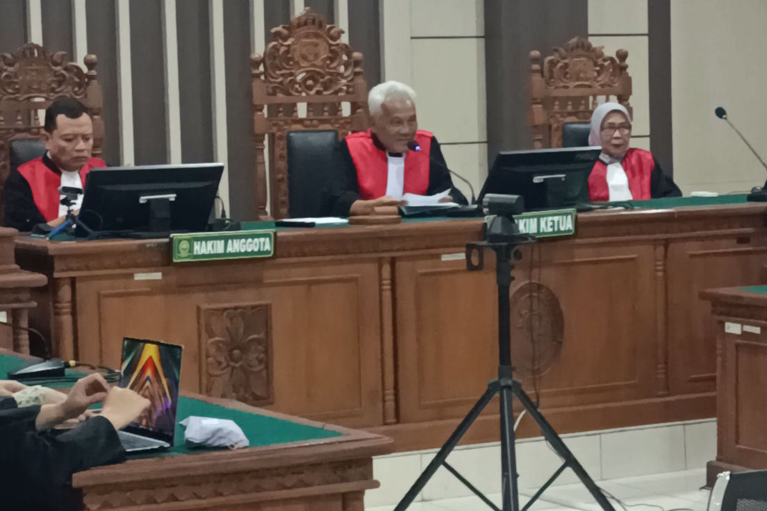 Hotman Paris Soroti Penundaan Vonis Kasus Sritex, Singgung Dugaan “Titipan”