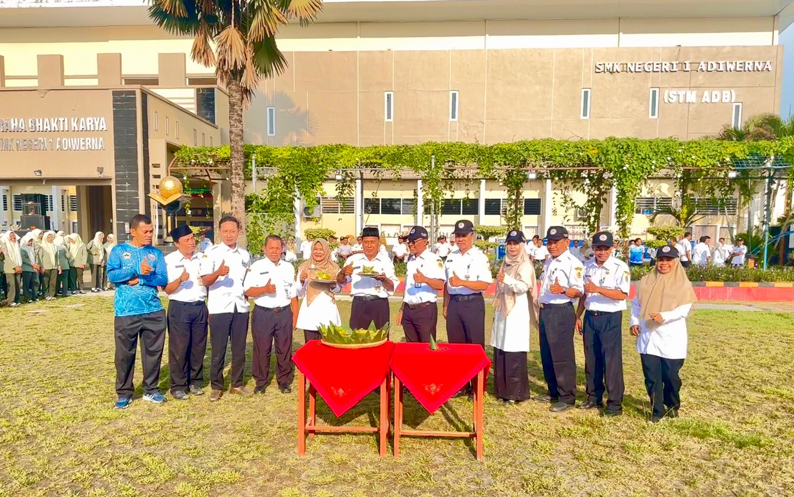 HUT ke-47, SMKN 1 Adiwerna Tegal Apresiasi Prestasi Siswa Didik