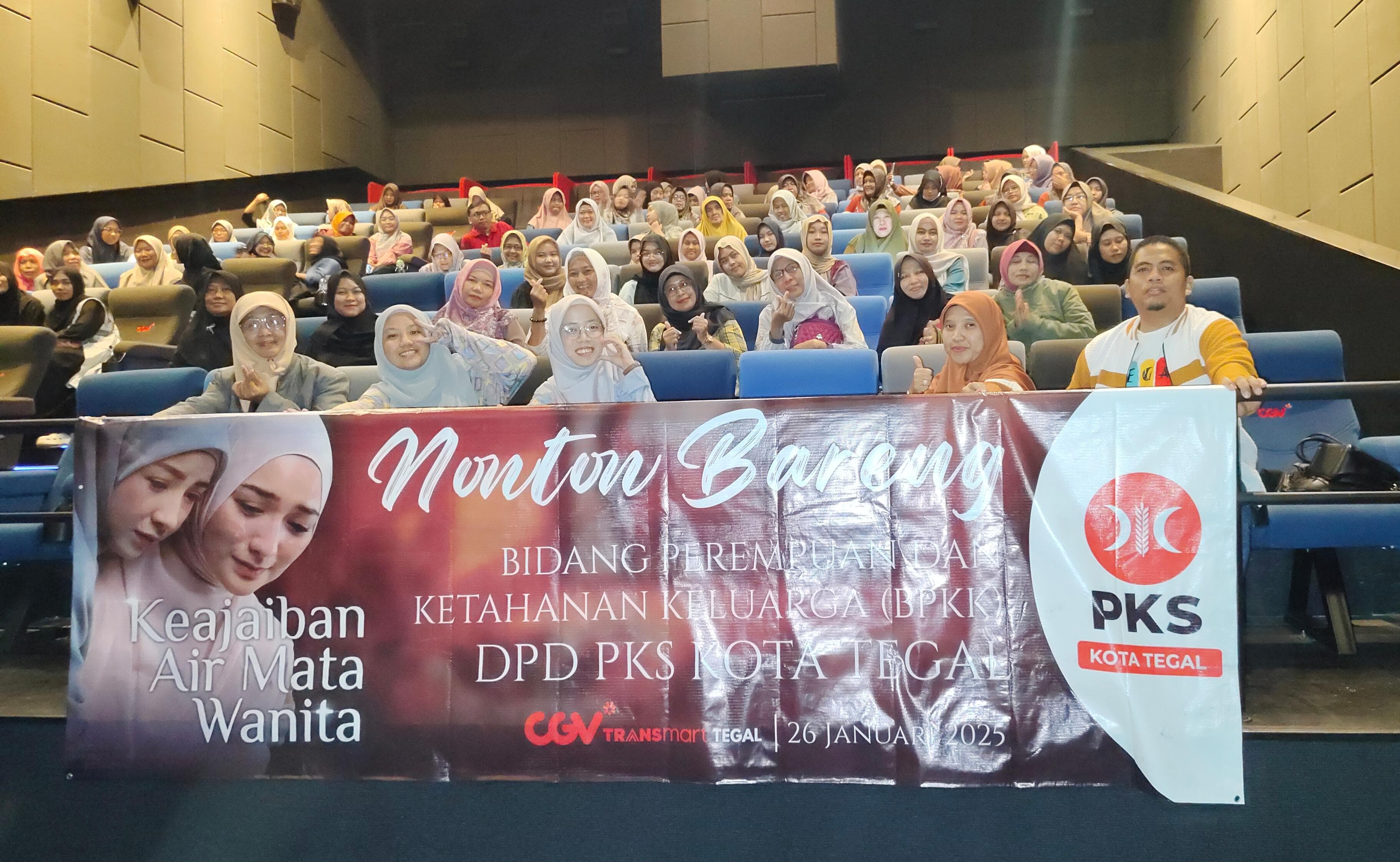 Dukung Film Baik, Bidang Perempuan PKS Kota Tegal Gelar Nobar Film Kamawa