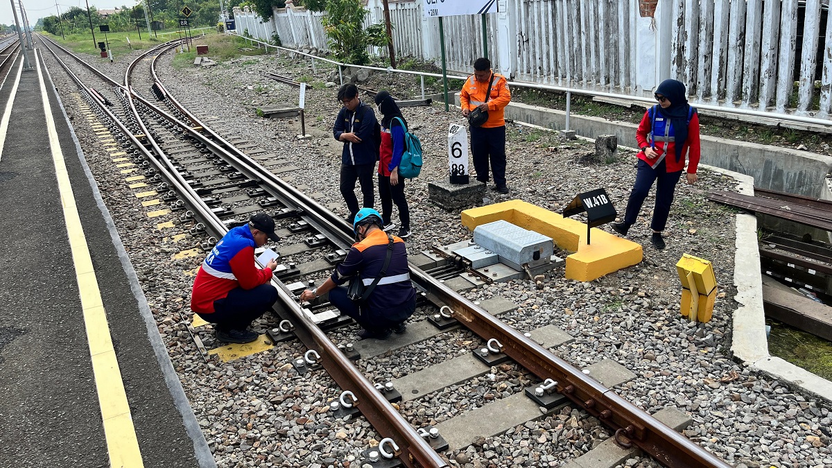 Lakukan Inspeksi, PT KAI Bersama DJKA Pastikan Angkutan Nataru Aman dan Selamat