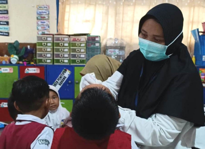 108 Siswa SD Muhammadiyah 1Kota Tegal Diimunisasi Polio