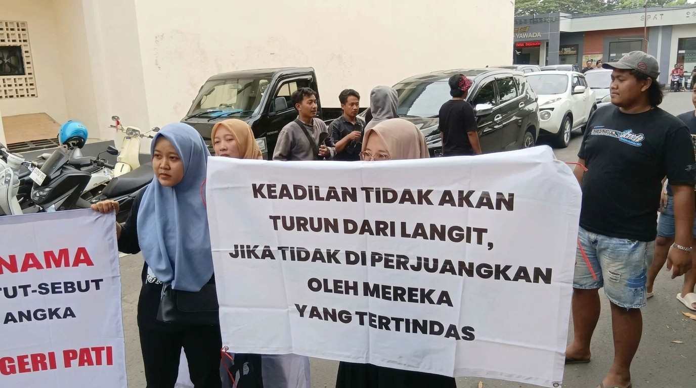 Keluarga Korban Tongtek Talun Pati Tagih Keadilan ke Polresta Pati
