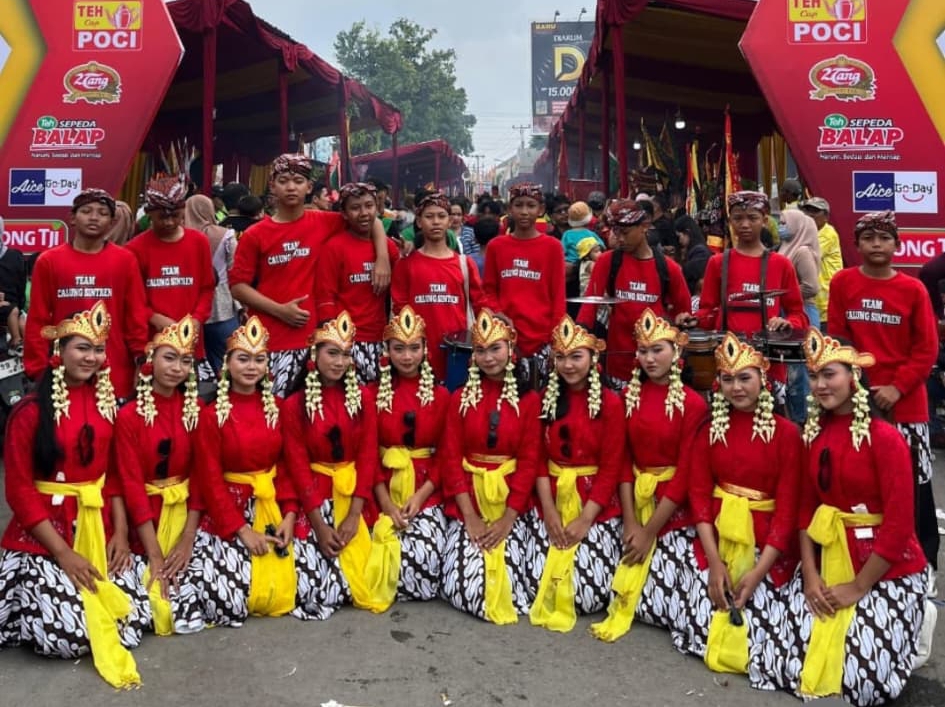 Calung Sintren SMPN 1 Balapulang Kabupaten Tegal Meriahkan Seng Thian Kongco Liem Thay Soe