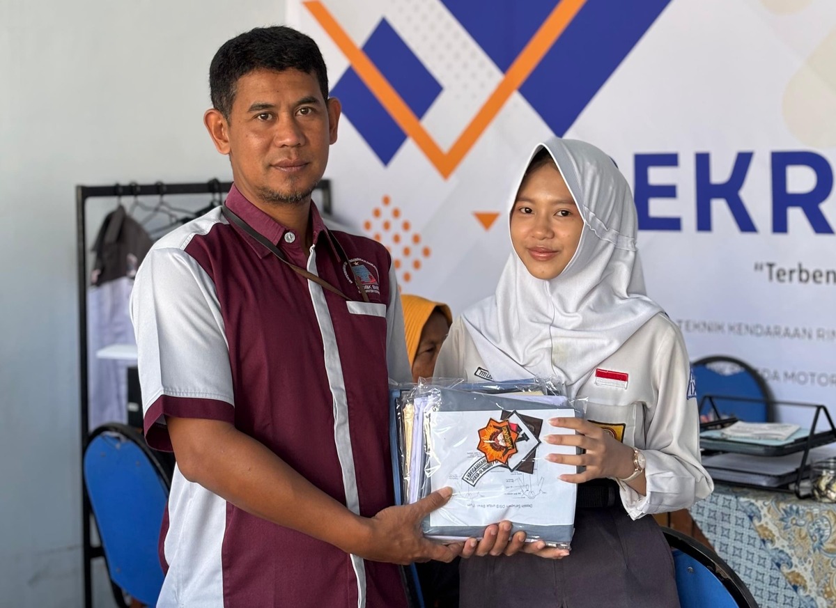 Beda, SMK Muhammadiyah di Kendal ini Beri Seragam Gratis untuk Siswa Baru