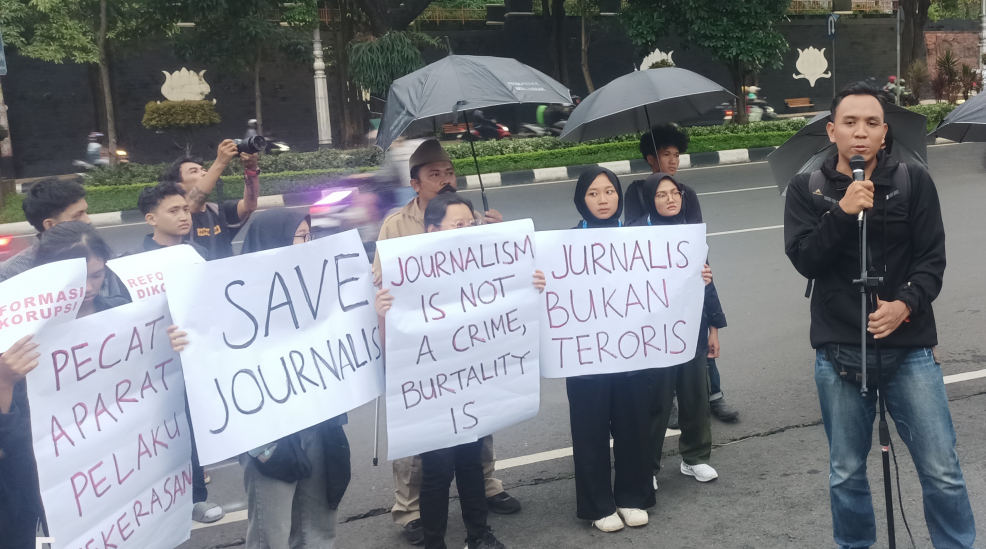 Gelar Aksi Kamisan, Aliansi Jurnalis Semarang Desak Penghapusan Kekerasan terhadap Jurnalis
