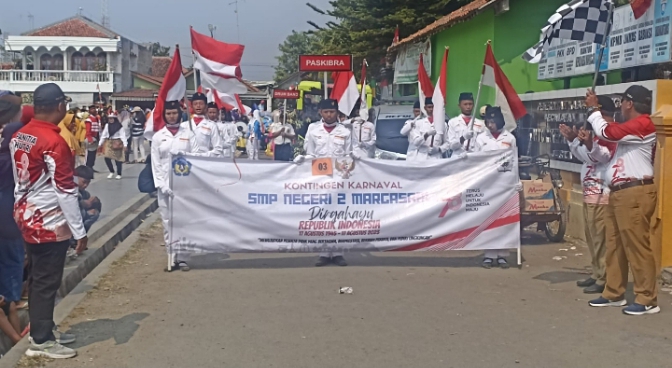 Keren, SMP Negeri 2 Margasari Kabupaten Tegal Pertahankan Juara I dalam Karnaval 