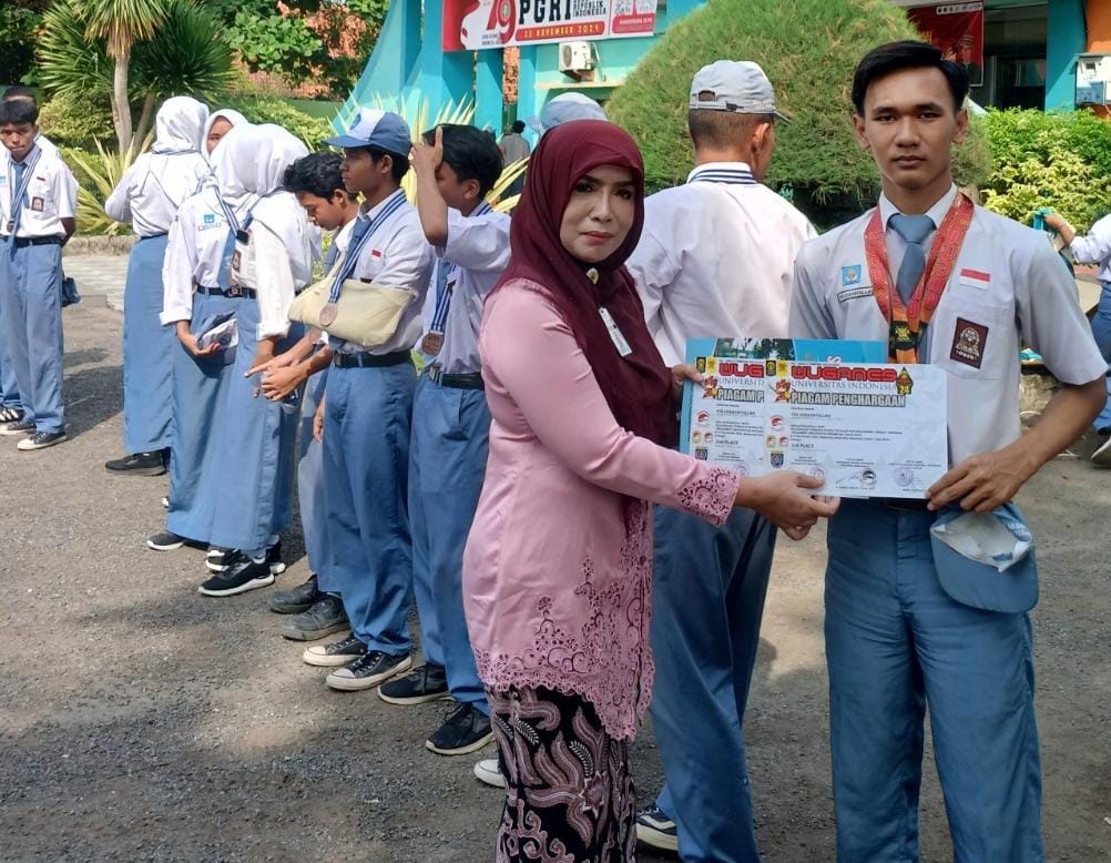 Siswa SMA Negeri 2 Kota Tegal Raih Juara III Nasional Wushu 