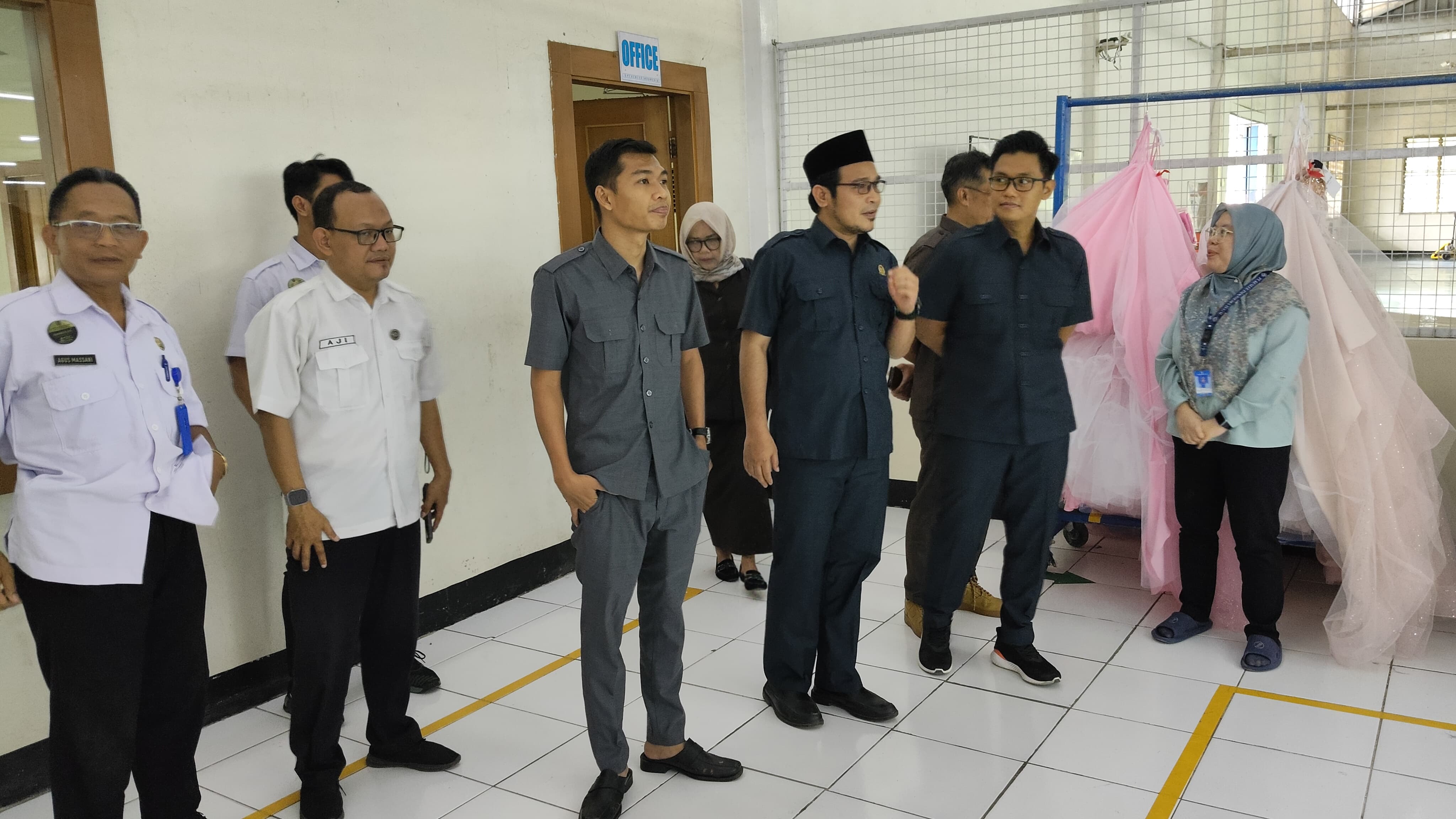 Reses di Bogares Lor Tegal, Alfian Dapat Keluhan Banjir, Warga Minta Drainase