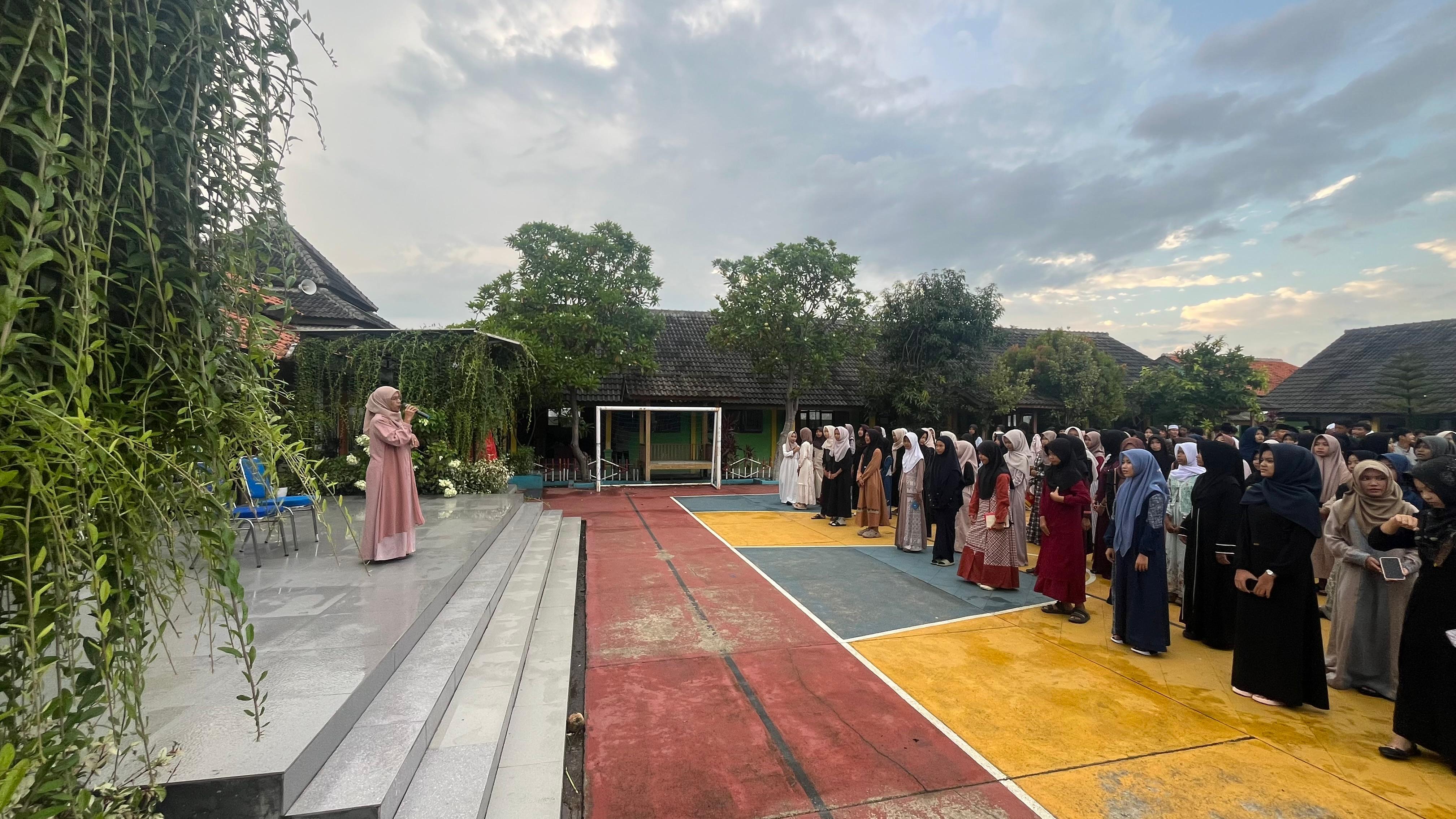 Gebyar Ramadan SMP Negeri 2 Dukuhturi Tegal Meriah, Tingkatkan Ukhuwah Islamiah