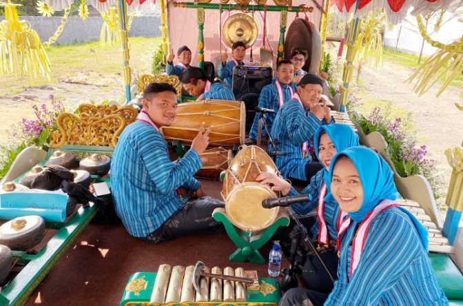 Karawitan Lembah Manah Warnai Prosesi Kirab Pataka Kabupaten Tegal 