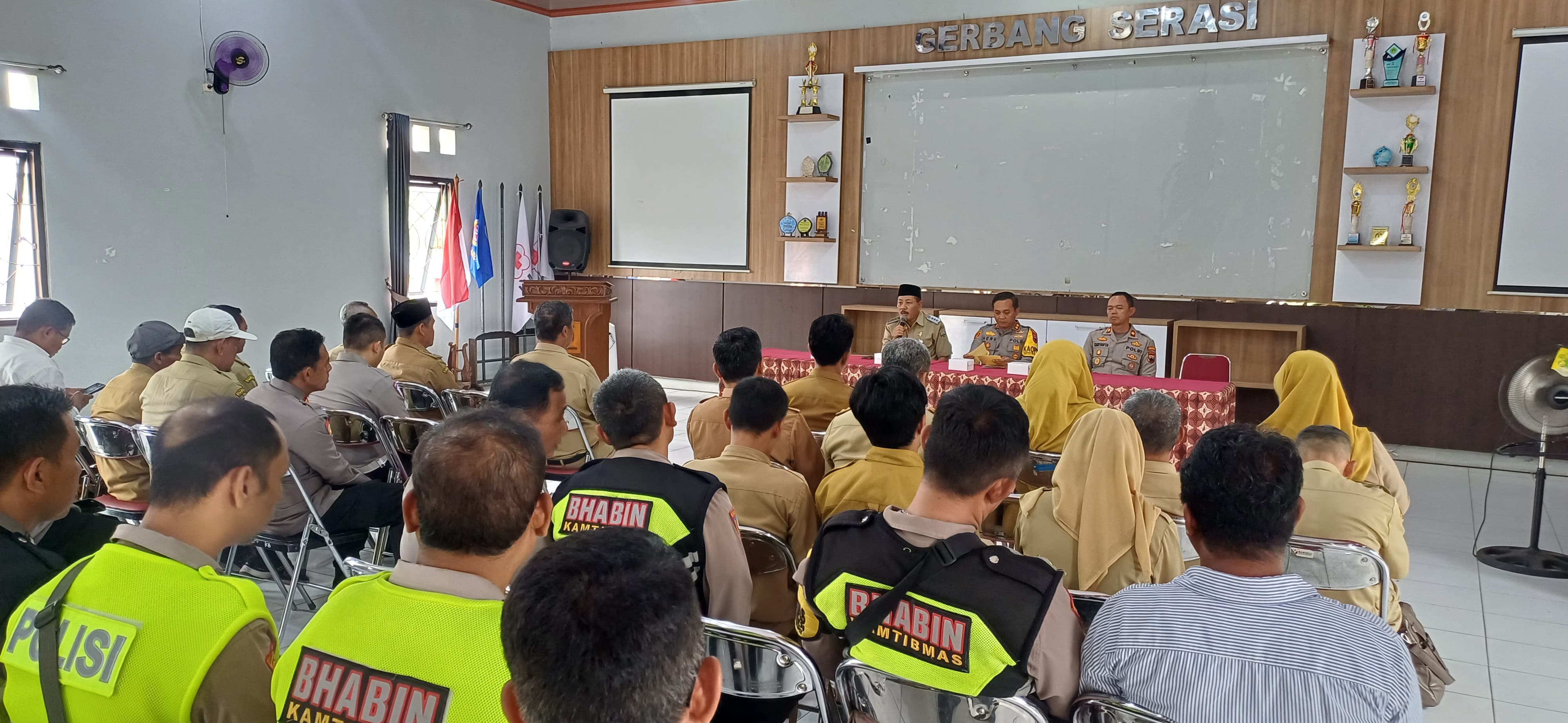 Tawuran, Kreak Hingga Pencegahan Bullying Topik Hangat Kapolres saat Belanja Aspirasi di Ungaran Barat