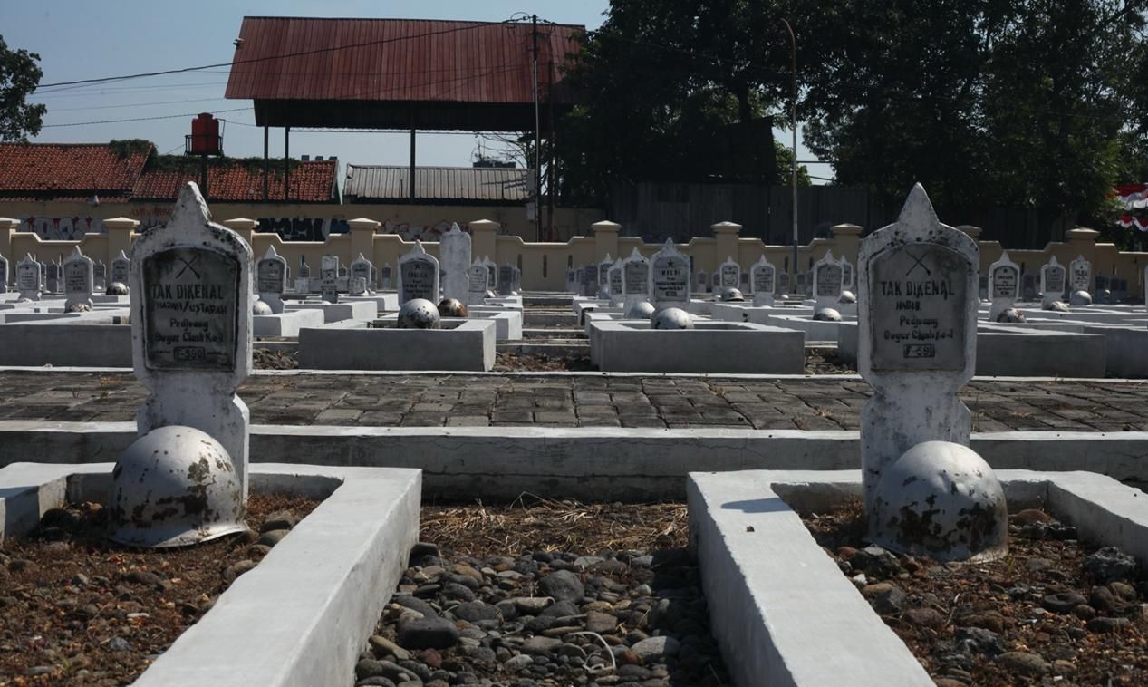 Dinsos Kota Tegal Komitmen Rawat 72 Makam Pejuang Tak Dikenal ‎