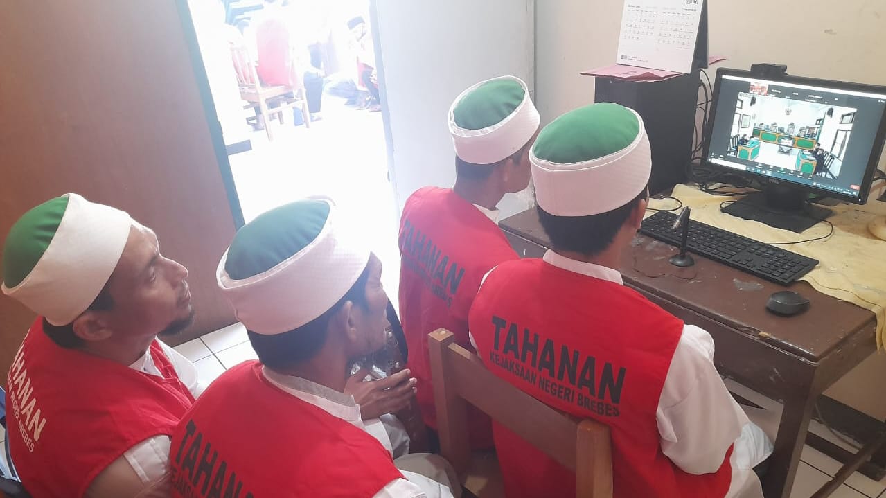 Aktivis Khilafatul Muslimin di Brebes Akhirnya Divonis Penjara, Amir Wilayah 10 Bulan dan Pengikutnya 7 Bulan