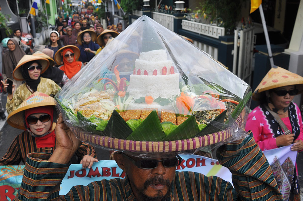 Bentuk Syukur Warga Jomblang Semarang, Tradisi Apitan Kembali Digelar Setelah 30 Tahun Vakum 