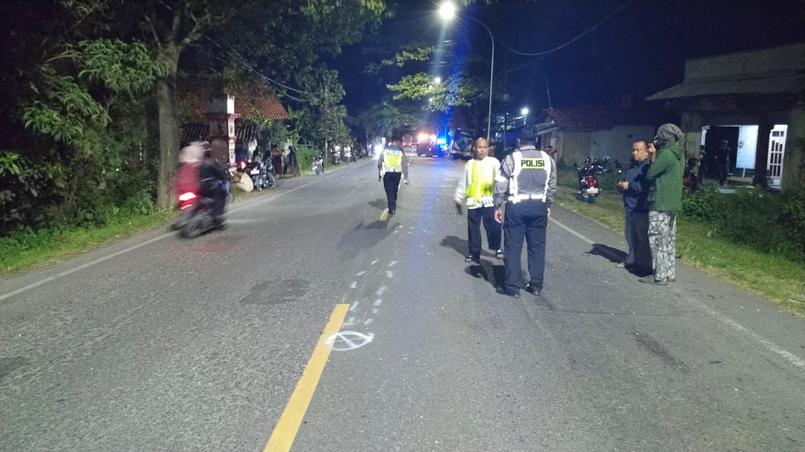 Dilibas Bus Elf, Pengendara Motor di Kabupaten Tegal Tewas di Lokasi