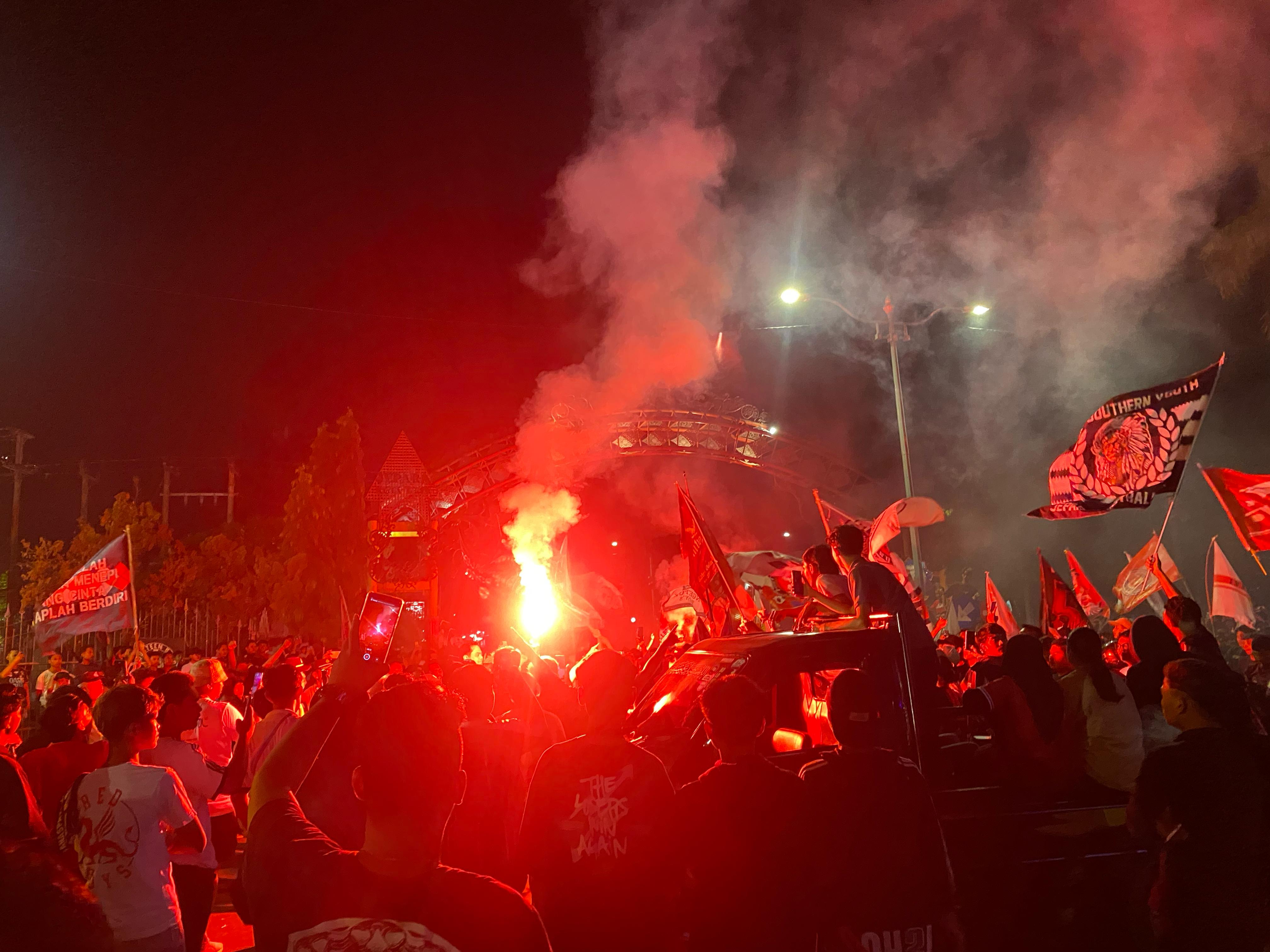 HUT Ke-71 Persijap Meriah, Polres Jepara Tebar Apresiasi Suporter 