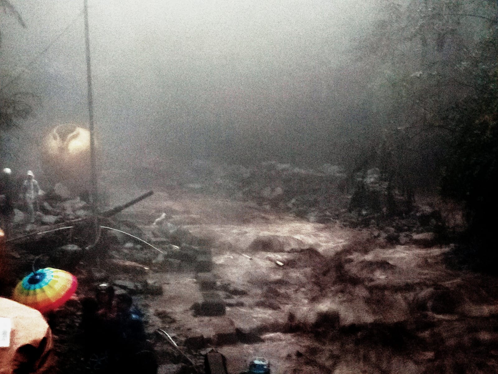 Guci Tegal Diterjang Banjir Bandang, Wisata Ditutup Sementara