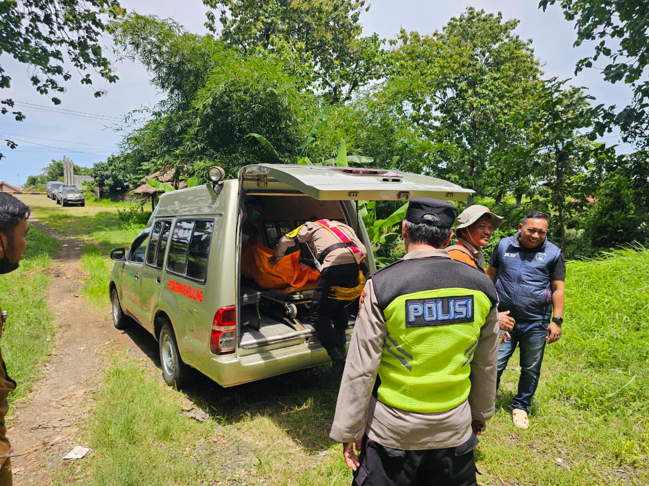 Hari Guru Kelabu, Pengajar SD Kota Tegal Ditemukan Tewas di Songgom Brebes