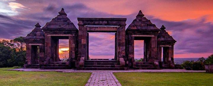 Candi Ratu Boko: Keindahan Tempat Wisata yang ada di Yogyakarta