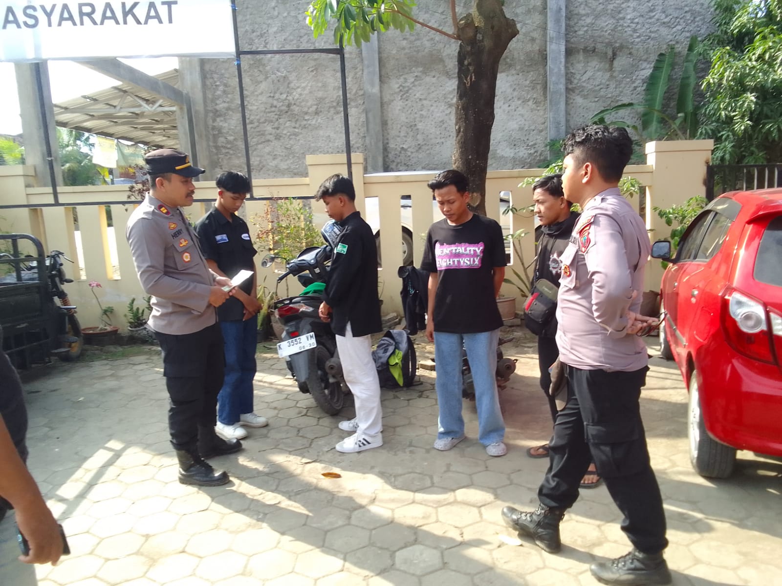 Konvoi Pagar Nusa Diadang Polisi, Empat Pemuda Diamankan