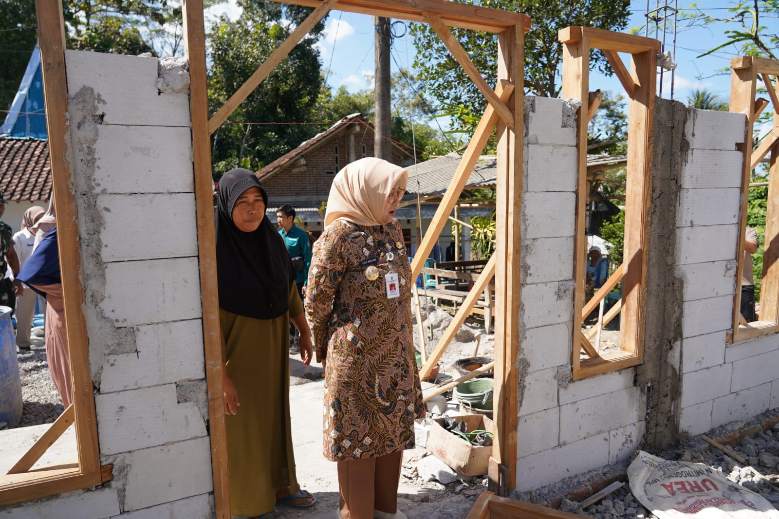 Program BSPS 2026 Ubah Rumah Rapuh Jadi Layak Huni, Bupati Kebumen Tinjau Langsung
