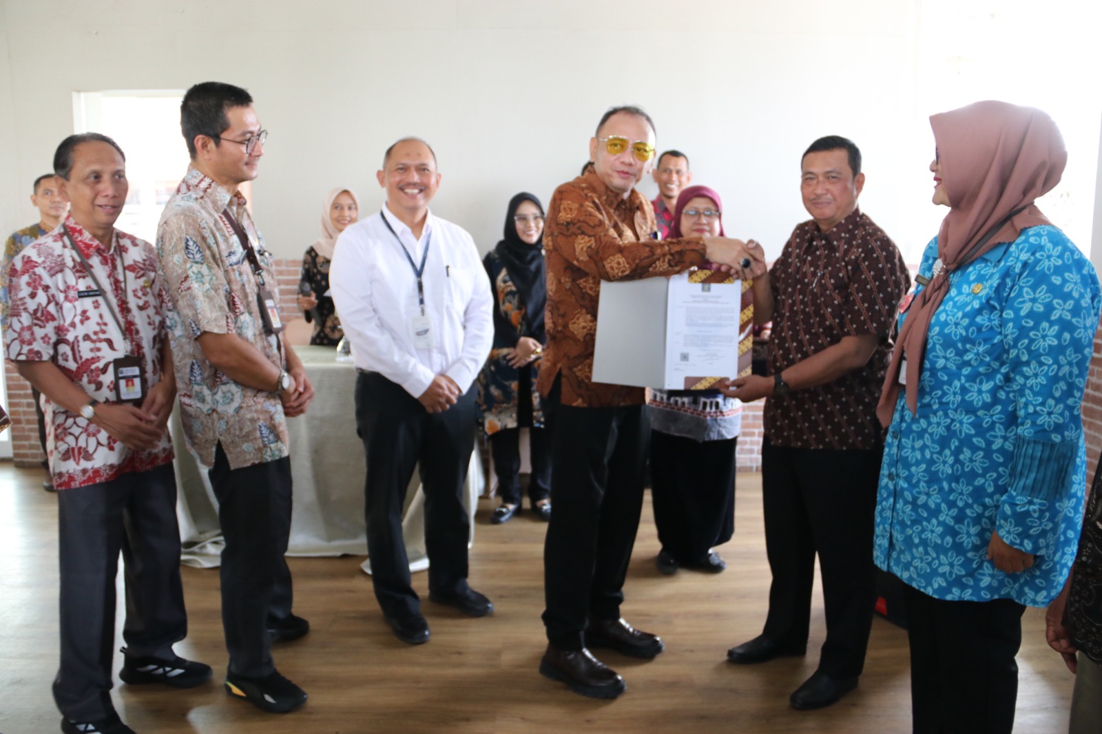 Pengurus Koperasi Merah Putih se-Kota Tegal Diberi Bimtek