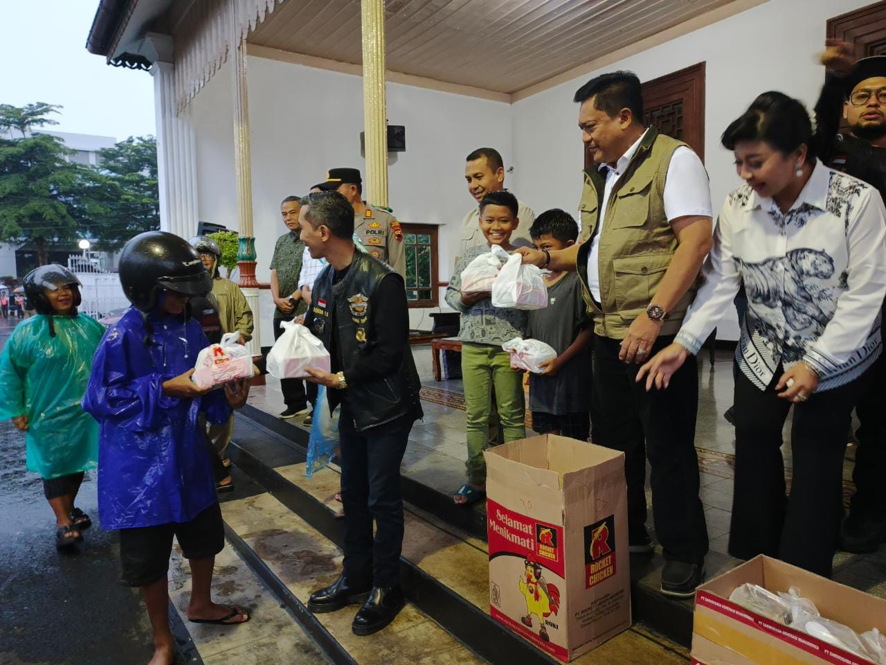 Salurkan 2.000 Paket Takjil, Ketua HDCI Semarang Dandan Bocorkan Aksi Sosial 'Anak Moge' Tak Pernah Terpublis