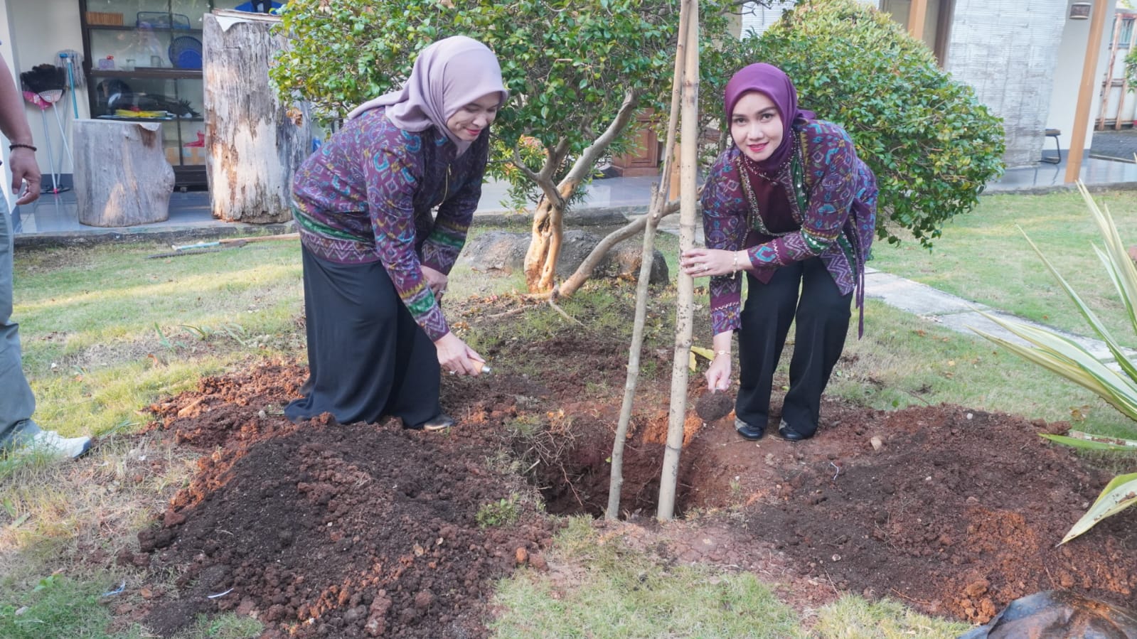  Jaga Warisan Sejarah RA Kartini, Dekranasda Jepara Tanam Bunga Kantil