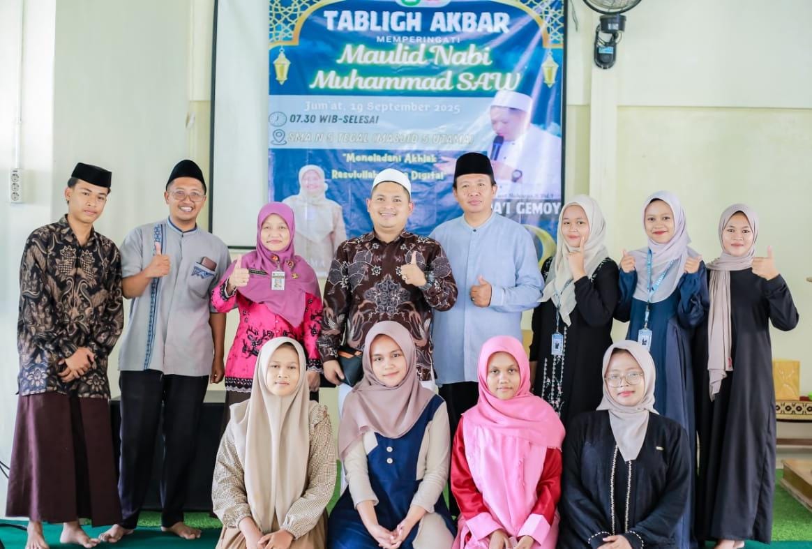 SMA Negeri 5 Kota Tegal Peringati Maulid Nabi