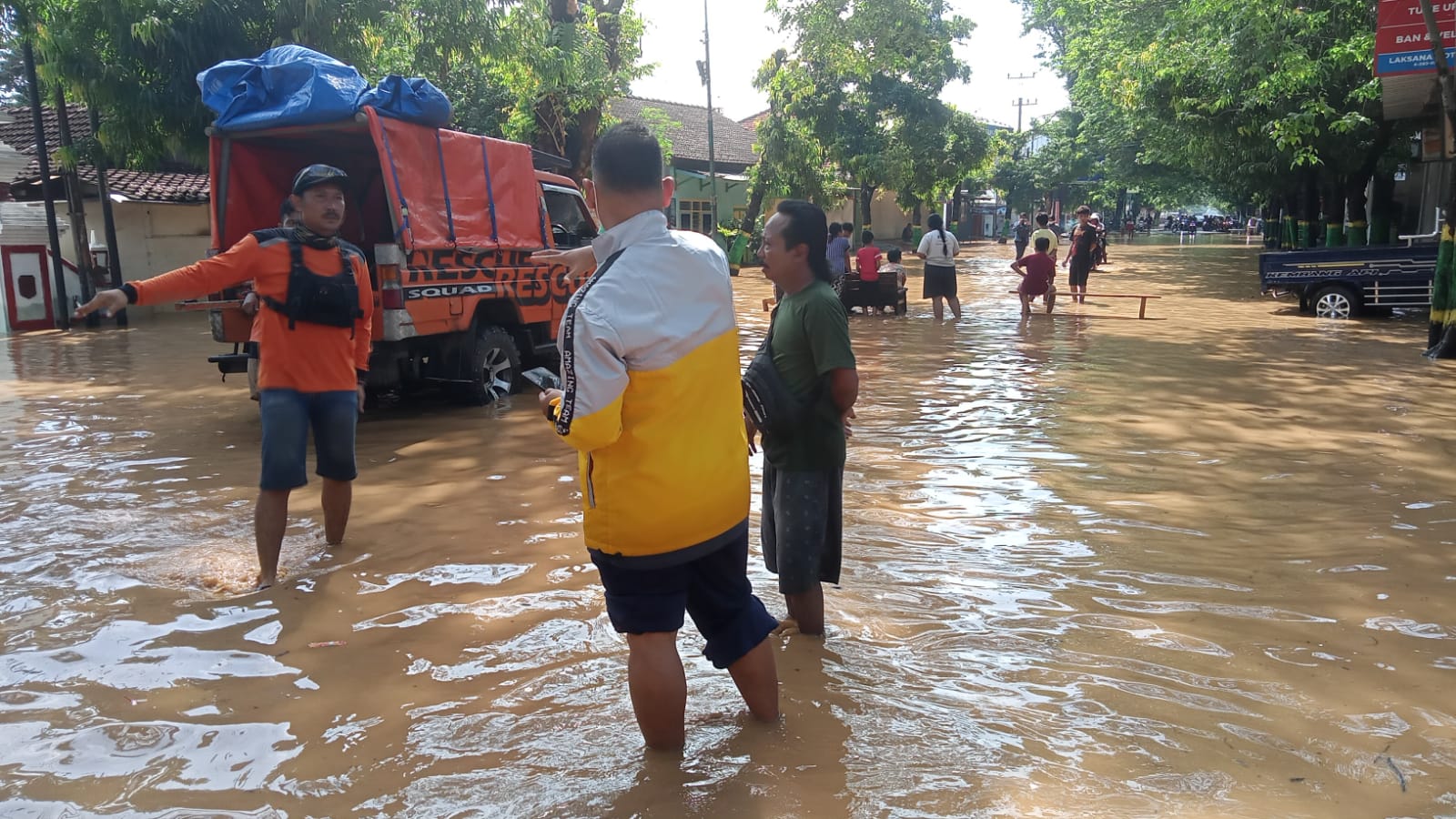 Tim Gabungan Pemprov Jateng Tancap Gas Atasi Banjir Bandang di Pati