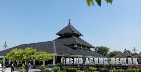 Mengenal Ciri Khas Masjid Agung Demak, Hasil Akulturasi Budaya