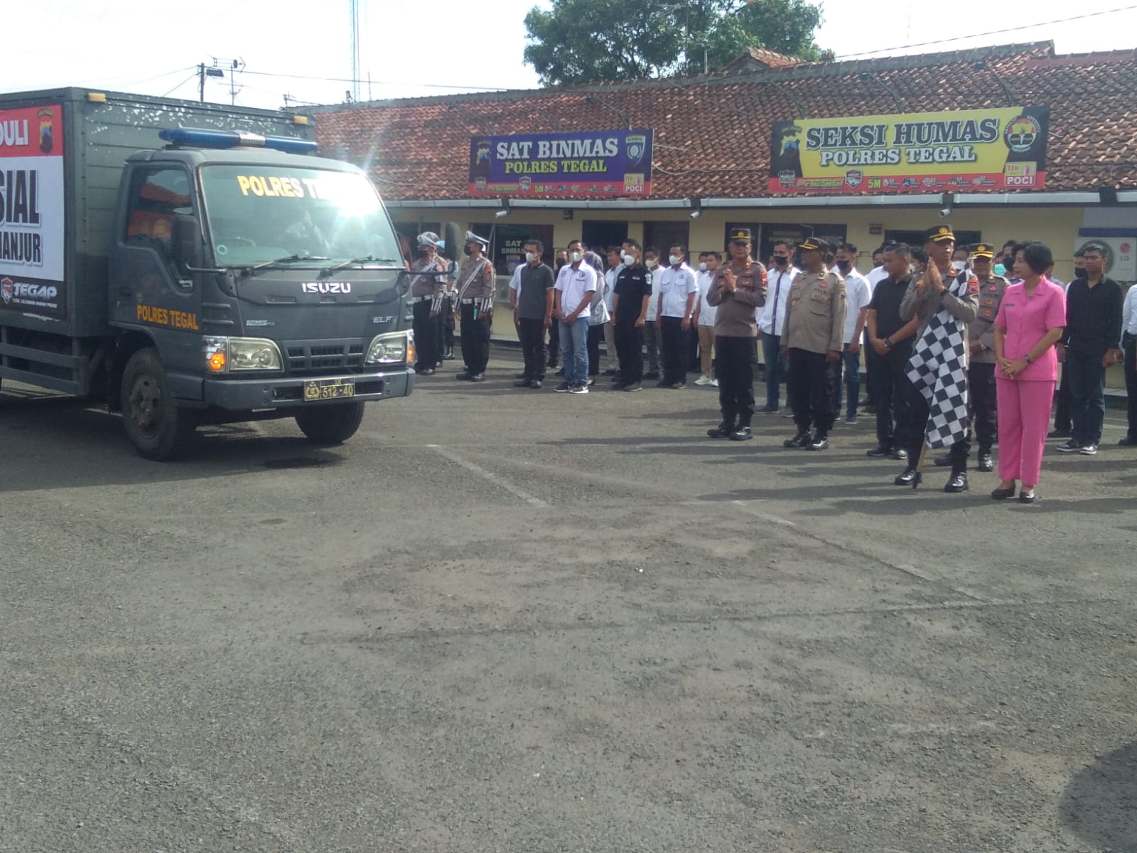 Berangkatkan Donasi Kemanusiaan Korban Gempa Cianjur