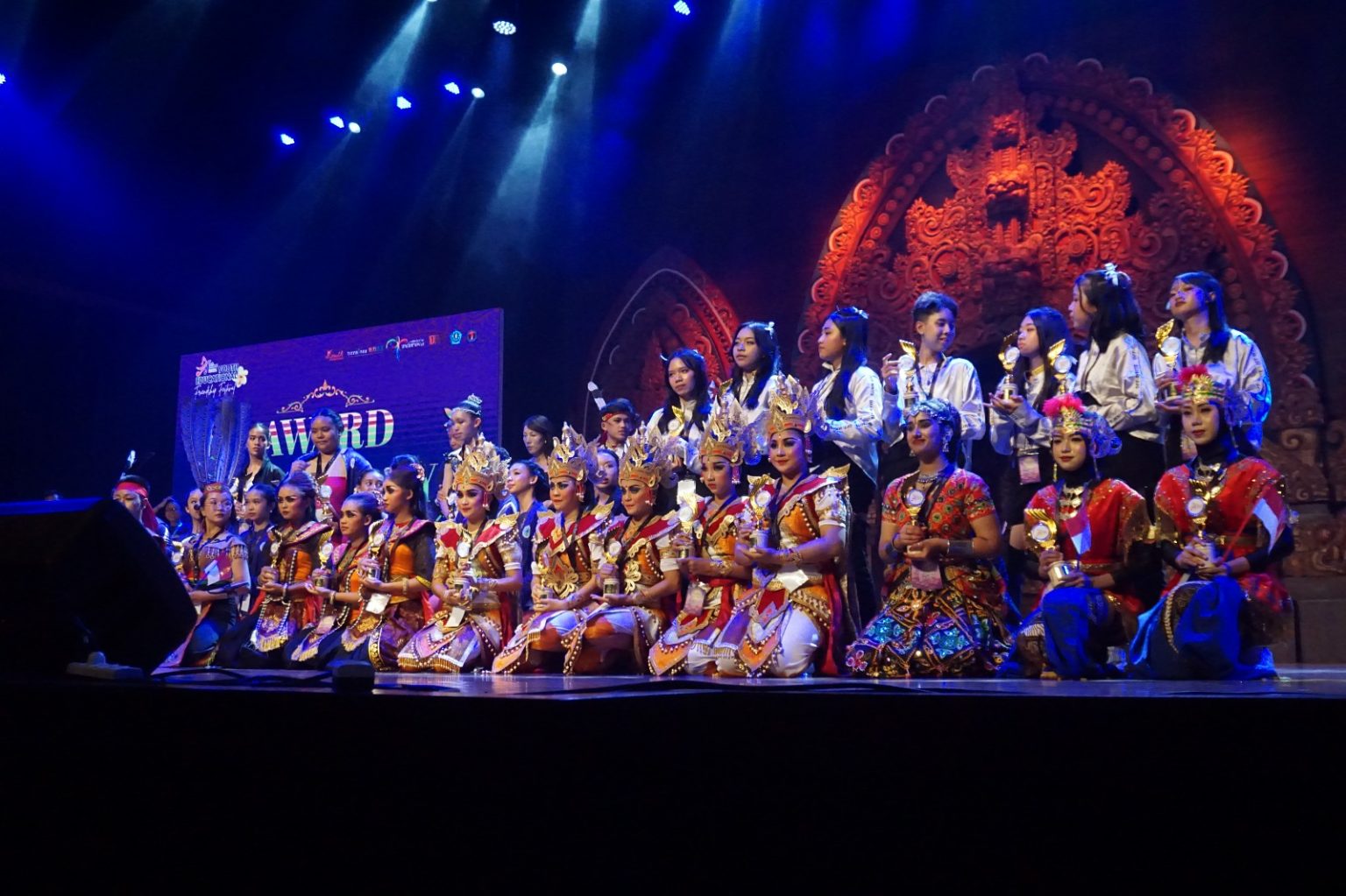  Kalahkan Ratusan Seniman Mancanegara, Tari Bondan Kendi Rembang Berjaya di Festival Kesenian Internasional 