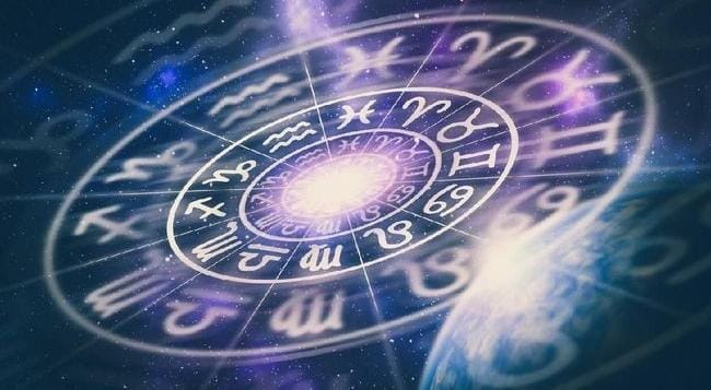 Apakah Boleh Mempercayai Zodiak? Ini Hukum Percaya Zodiak Dalam Islam!