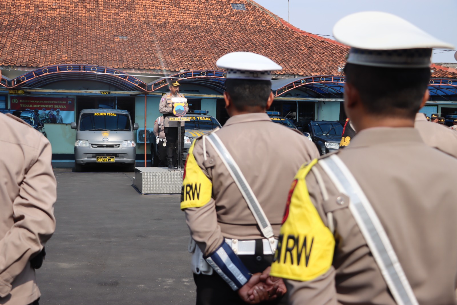 Kapolres Tegal Serukan Netralitas Bhabinkamtibmas dan Polisi RW 