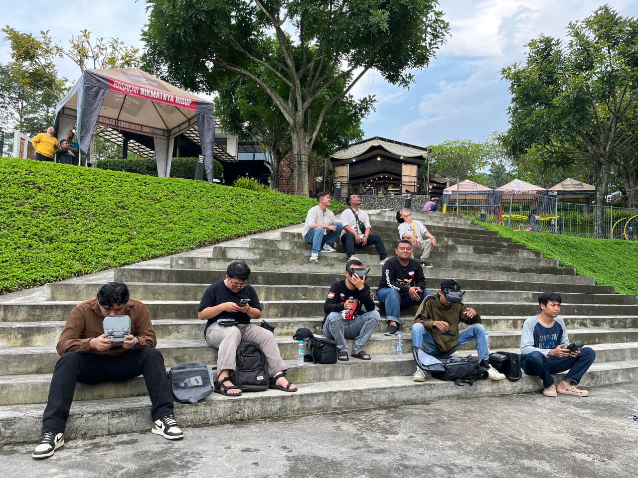 Drone Jadi Ladang Cuan Mahasiswa di Semarang, Dari Hobi Terbang Hingga Proyek Profesional