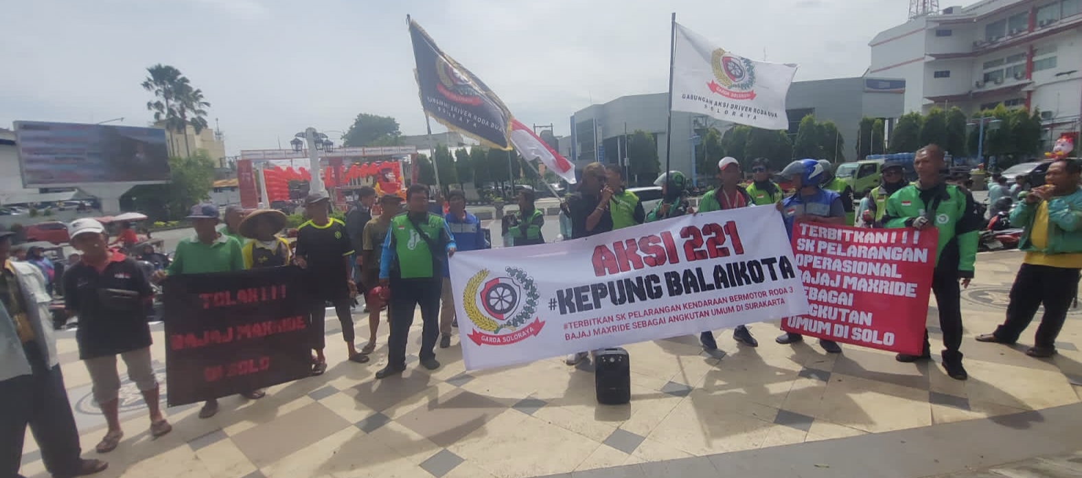 Garda Soloraya Desak Walikota Terbitkan SK Larangan Bajaj Maxride