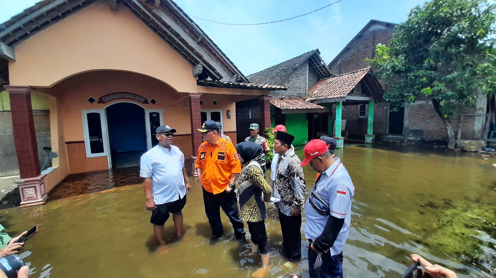 Terendam Hampir Satu Pekan, BPBD Kota Semarang Berikan Bantuan di Rw7 Kelurahan Kudu Genuk