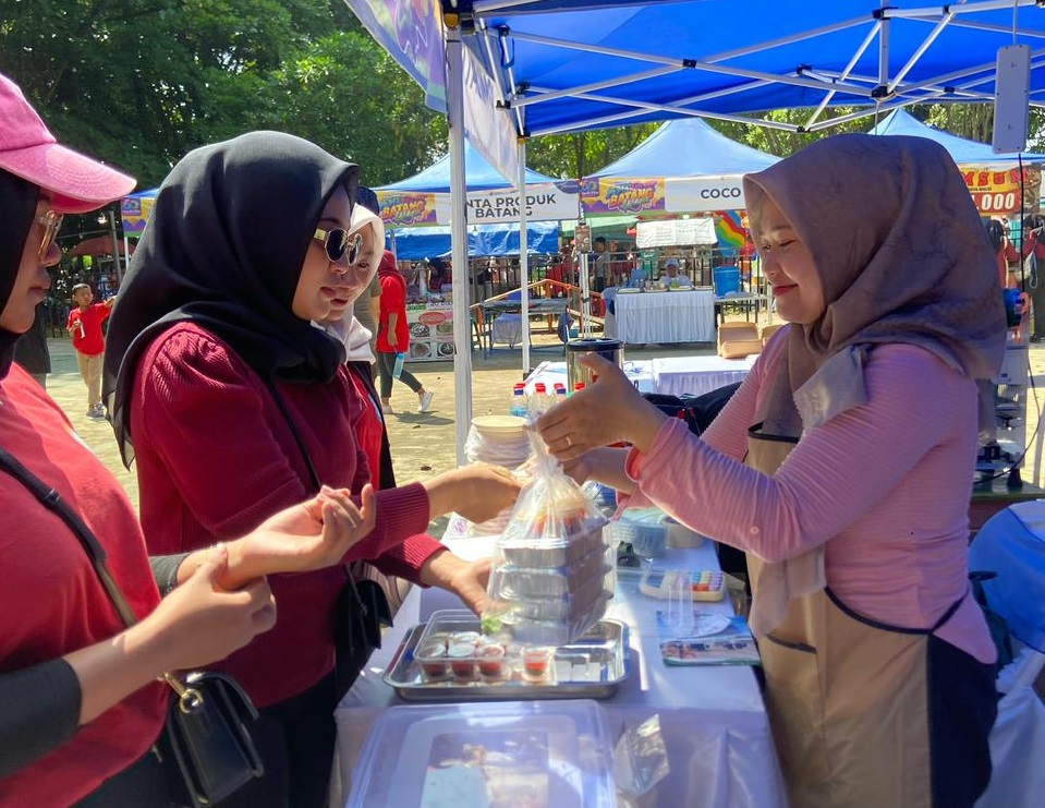 Dari Status WhatsApp, Pasangan Muda Batang Rintis Dimsum Online Didukung Transaksi BRImo