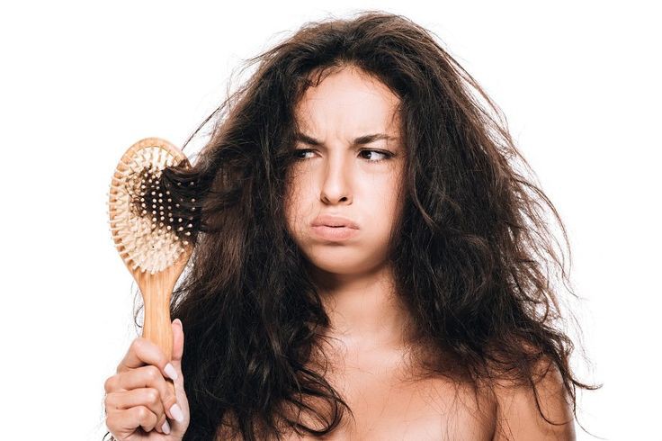 6 Tips Ampuh Merawat Rambut pada Remaja agar Awet Seharian