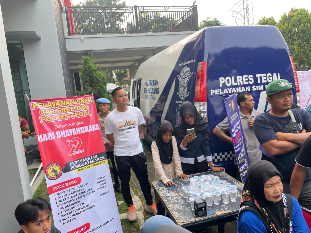 Dekatkan Polri dengan Masyarakat, Polres Tegal Gelar Layanan di Alun-alun Slawi