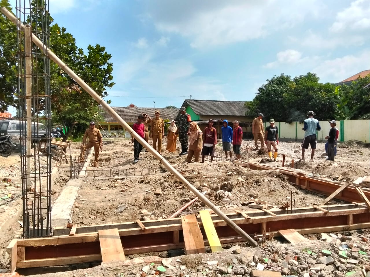 Dari Gotong Royong ke Harapan Baru: Koperasi Merah Putih Tumbuh di Karangwuluh Tegal