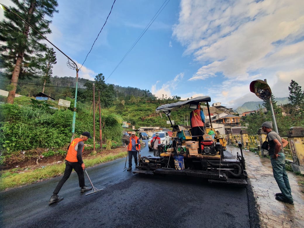 Proyek Jalan Tuwel-Guci Kabupaten Tegal Deviasi Plus 26 %