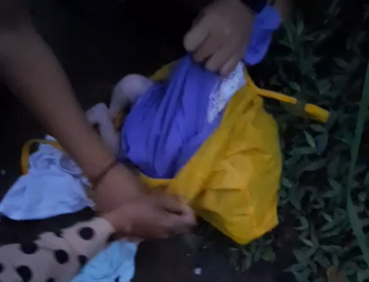 Tega! Bayi Perempuan Dibuang di Pinggir Jalan Desa Batursari Wonosobo, Ari-ari Masih Menempel