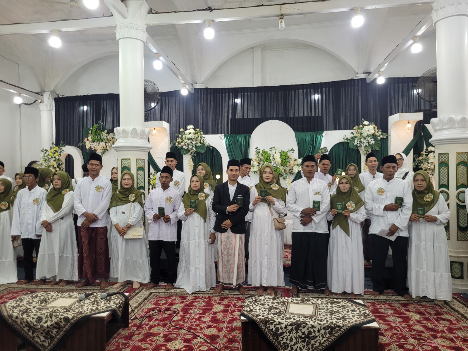 Gratis dan Dapat Mahar, 21 Pasangan Ikuti Nikah Maulid Pekalongan