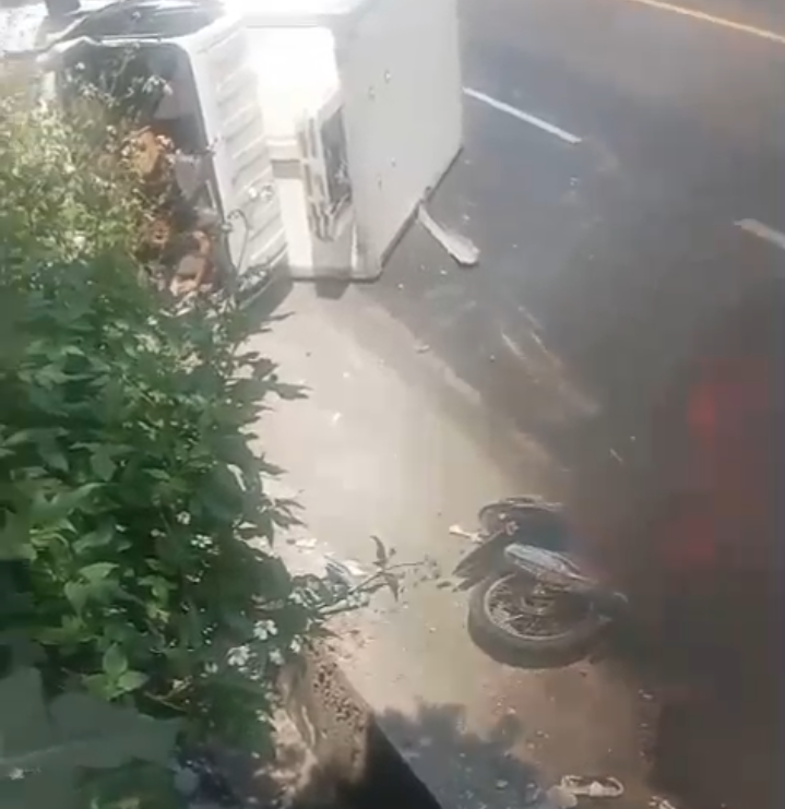 Mobil Boks Hantam Honda Tiger di Boyolali Terbakar, Pengemudi Motor Tewas di Rumah Sakit