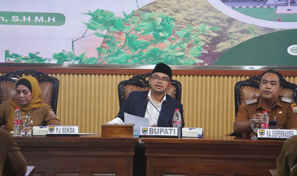 Bupati Batang Salurkan Bankeu Rp15,8 Miliar untuk Desa, Warning Ini