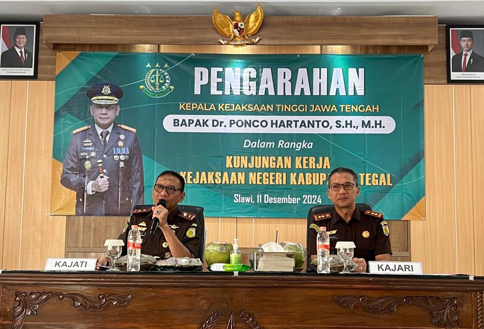 Kajati Jateng Beri Pembinaan Jaksa Kabupaten Tegal saat Kunker 